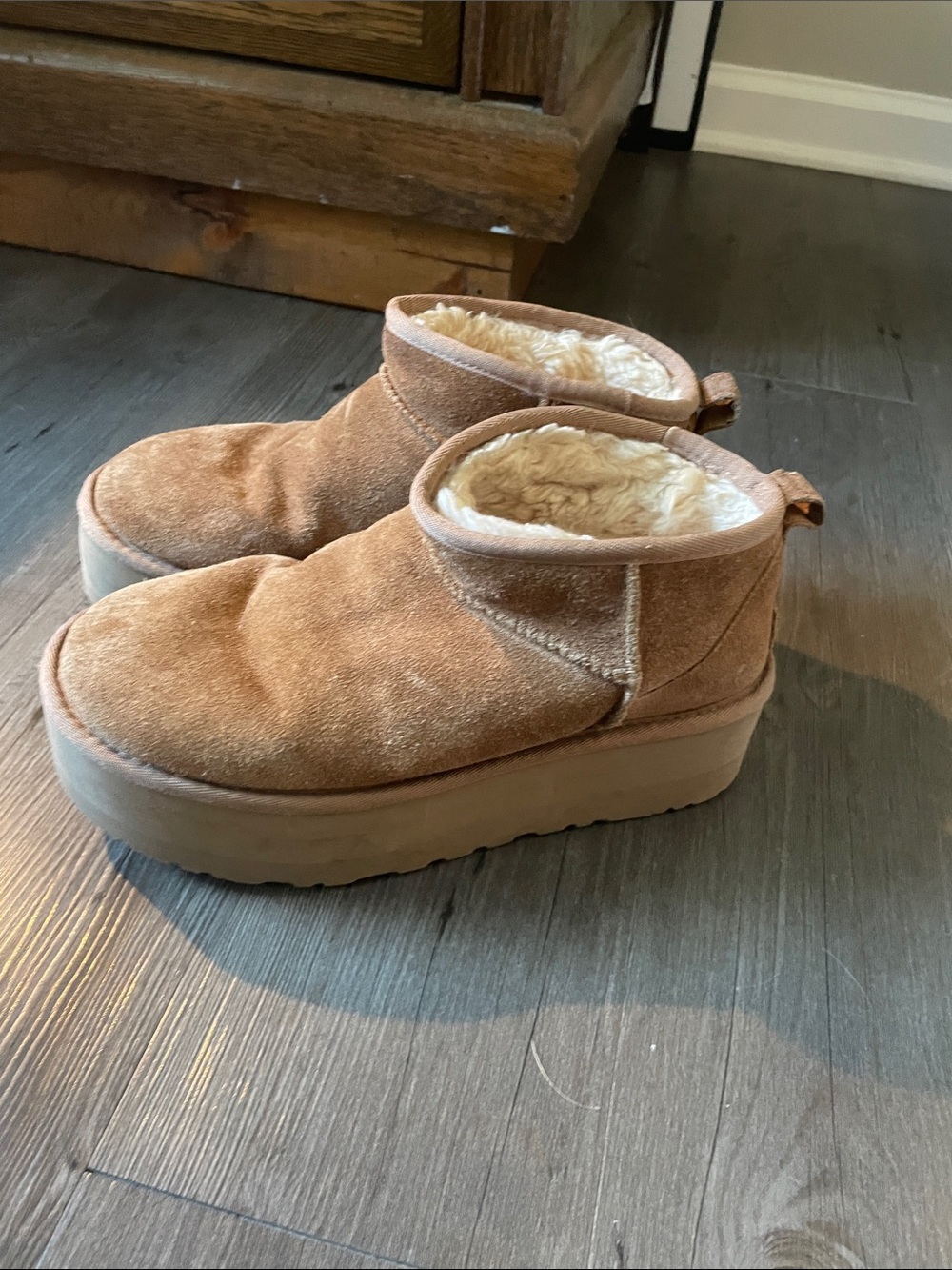 Uggs Women’s Platform Suede Shearling Ankle Boots in Chestnut